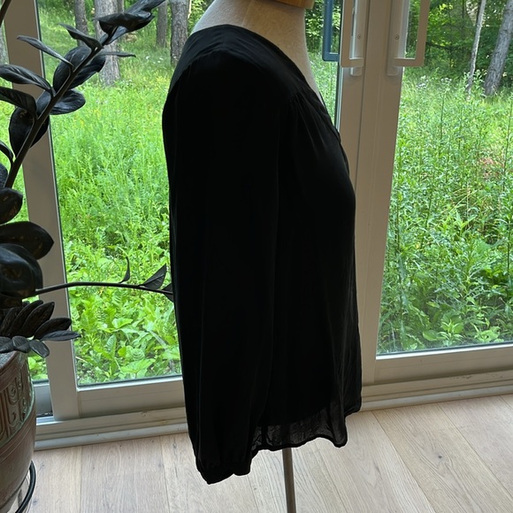 NWOT Joie black georgette finish silk fully lined v neck long sleeve blouse - Picture 5 of 13